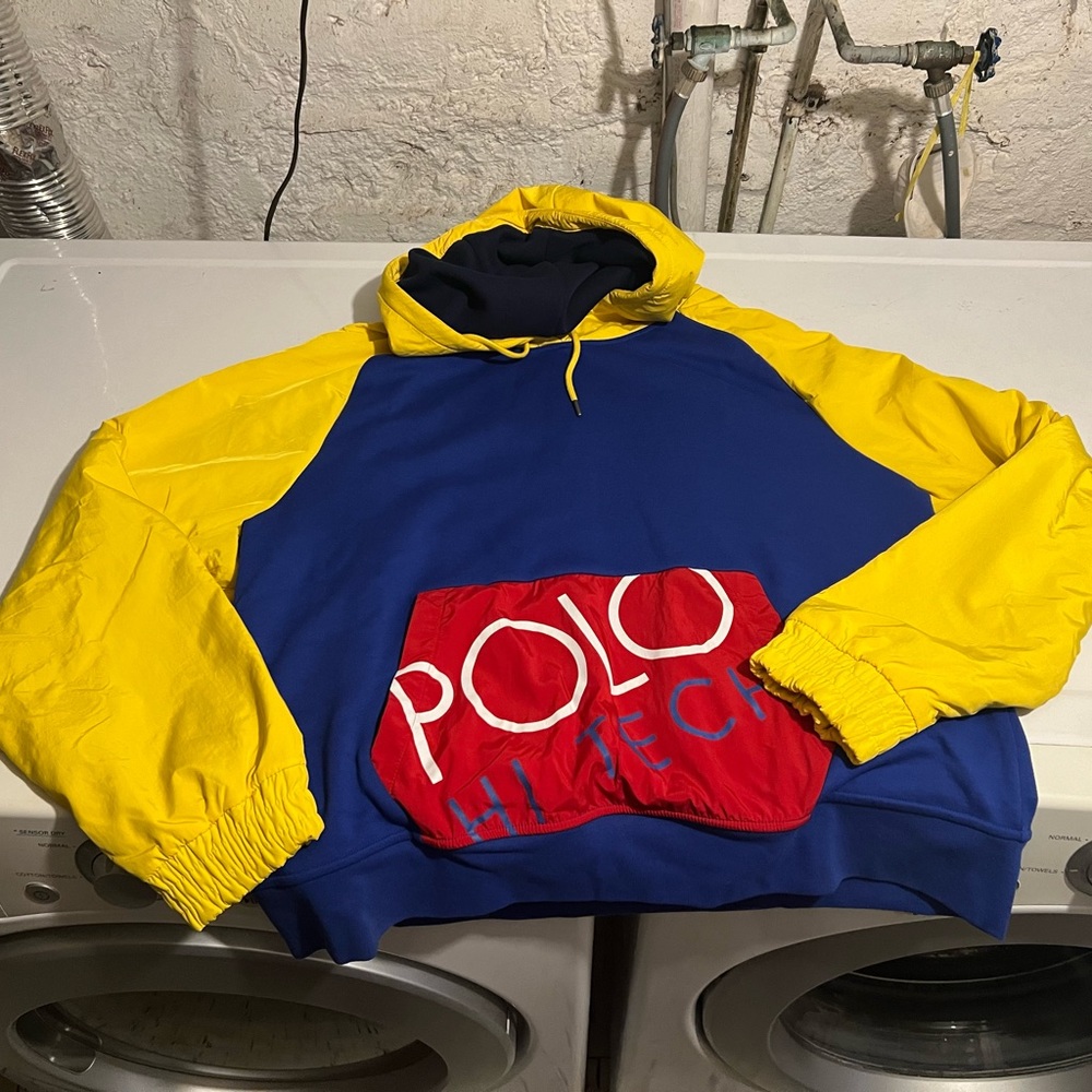 COPY - Polo hi tech hoodie